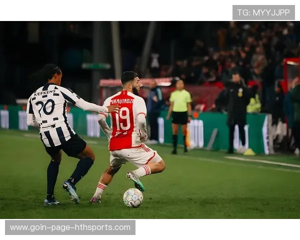 国际米兰形成纵深推进，另一侧随即形成爆点：一场球场内外的叙事