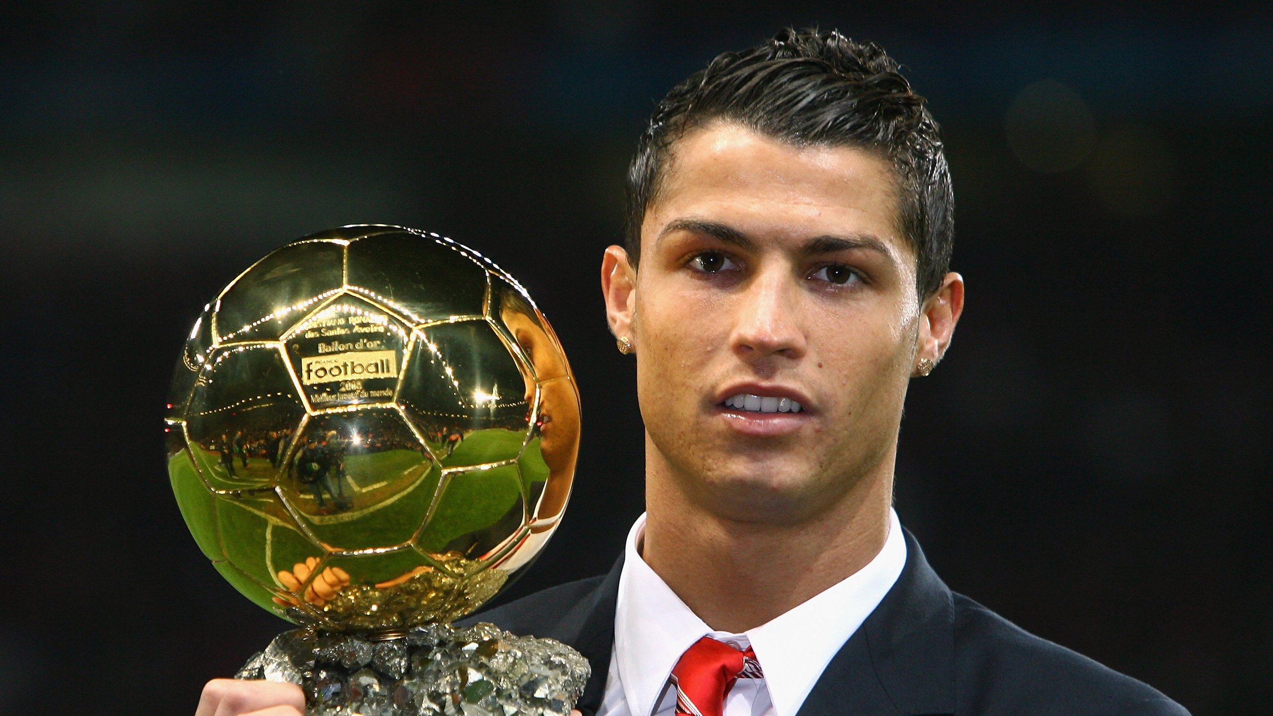 世界杯小组赛:英格兰6比2大胜伊朗 进攻群全面开花