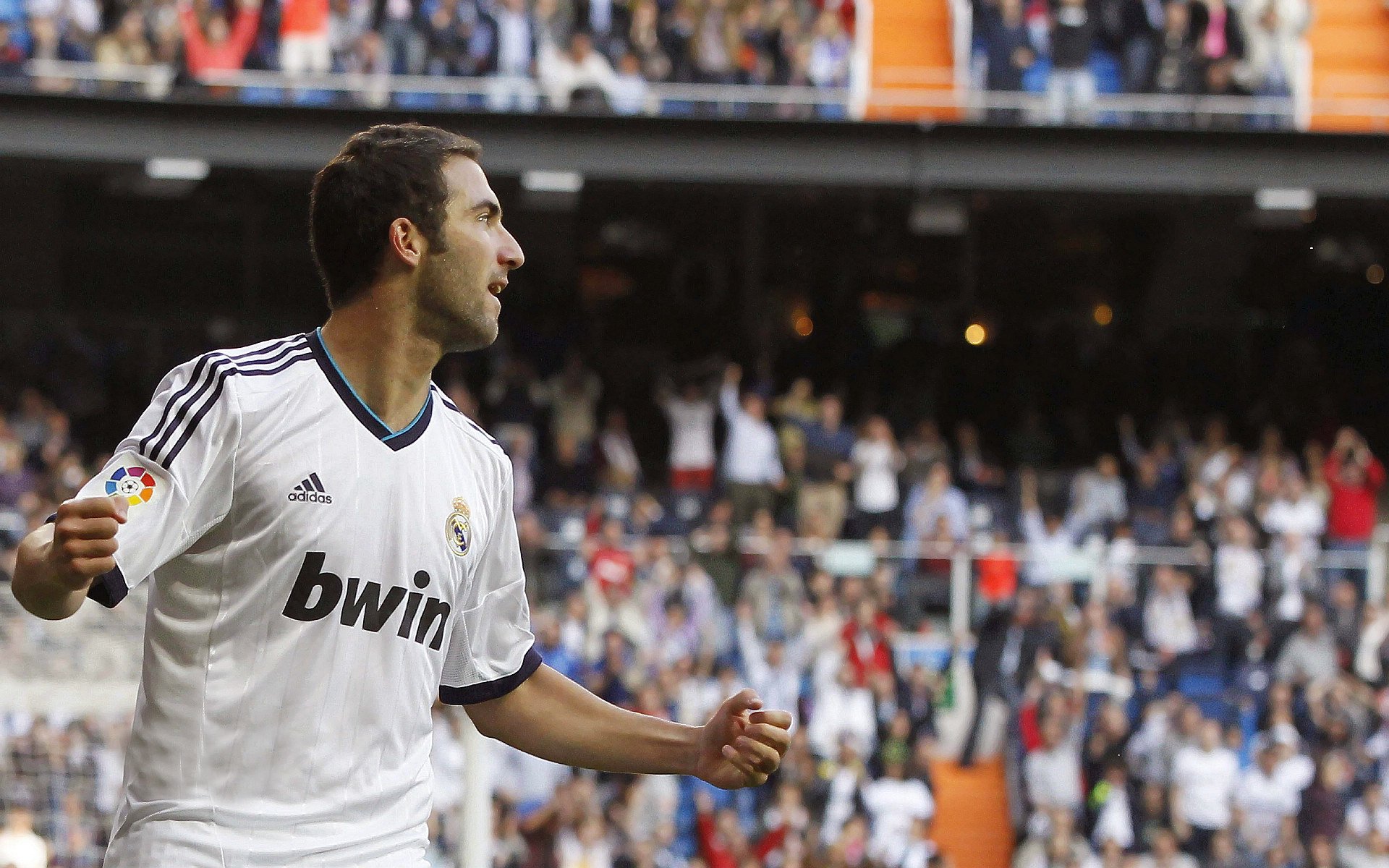 欧冠第4轮 曼城横扫对手 豪取四连胜提前晋级淘汰赛